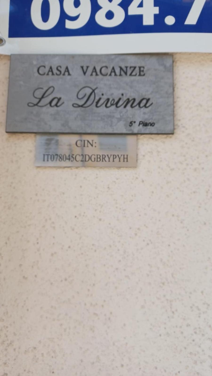 La Divina Leilighet Cosenza Eksteriør bilde